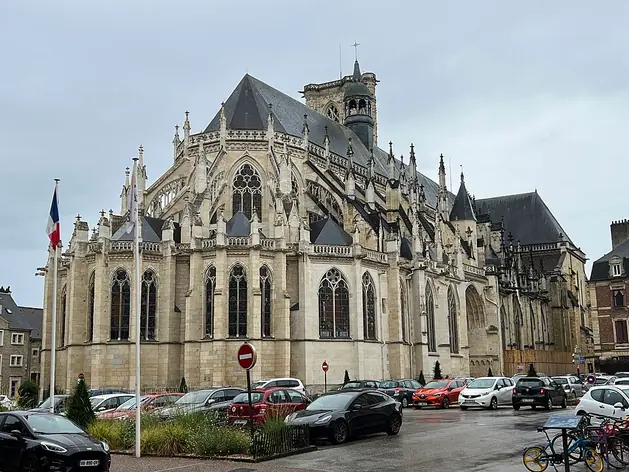 Cathédrale Saint-Cyr-et-Sainte-Julitte de Nevers