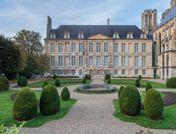 Palais du Tau