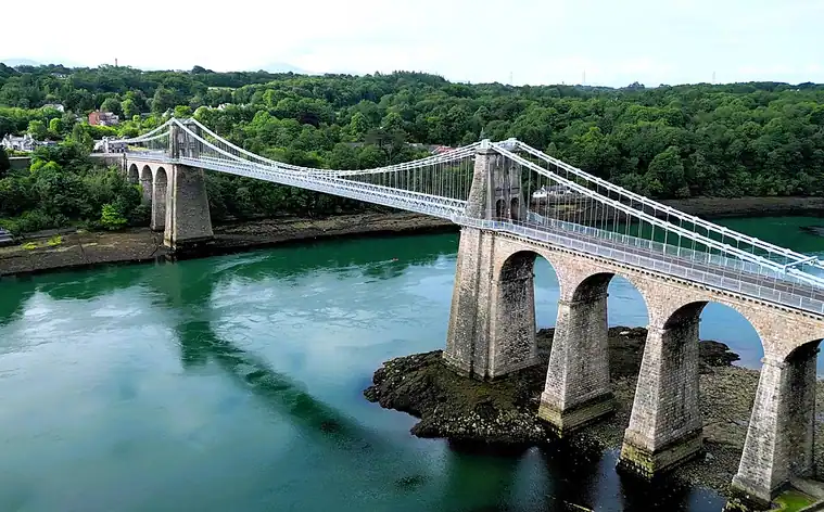 Pont suspendu de Menai