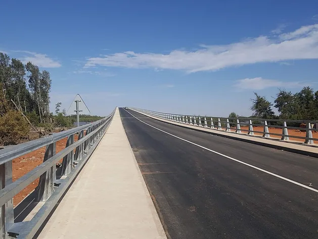 Pont de Farafenni