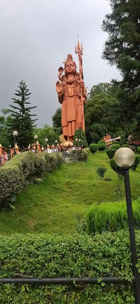 Statue de Kailashnath Mahadev