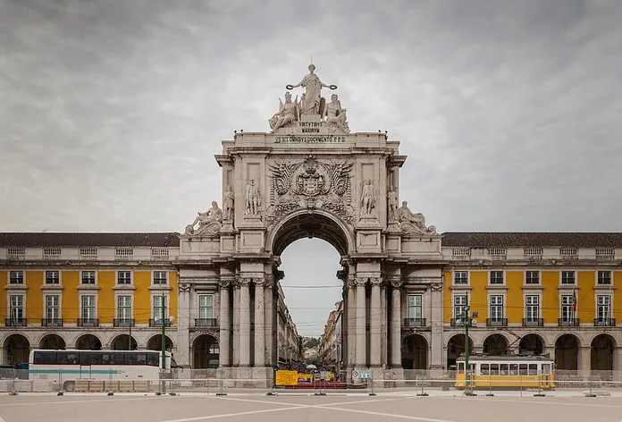 Arc de triomphe de la rue Augusta