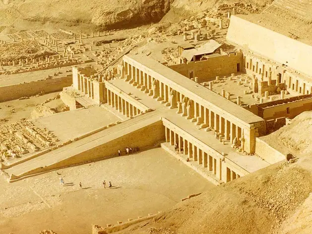 Temple funéraire d'Hatchepsout