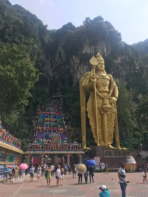Batu Caves Murugan Statue