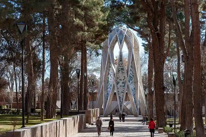 Mausolée d'Omar Khayyam