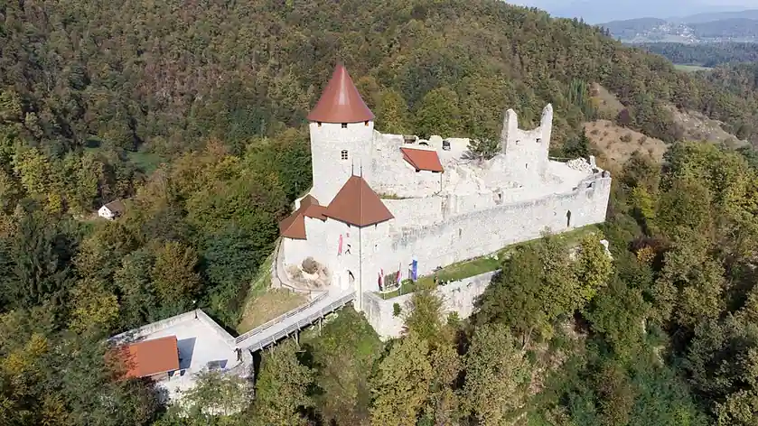 Žovnek Castle