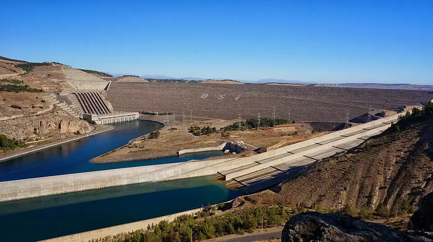 Barrage Atatürk
