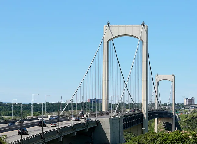 Pont Pierre-Laporte