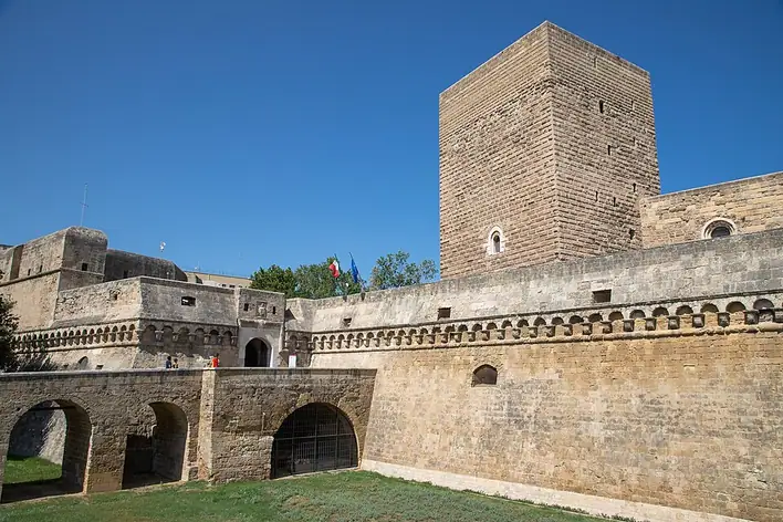 Château normand-souabe de Bari