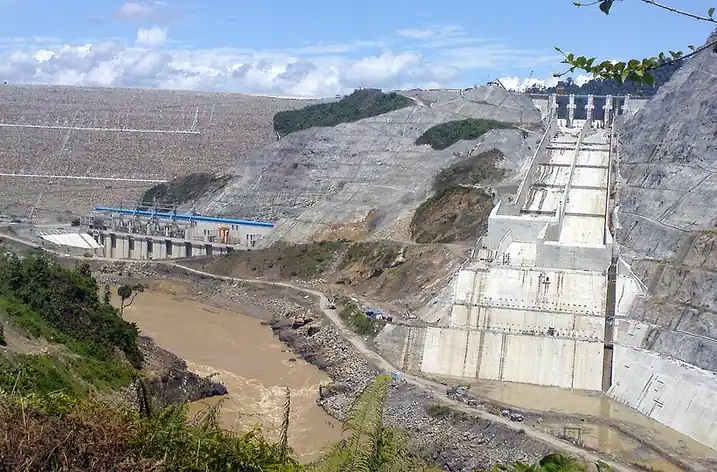 Barrage de Bakun