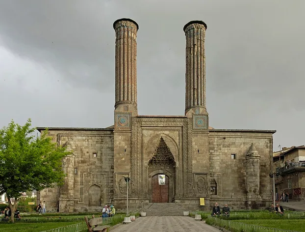 Çifte Minareli Madrasa