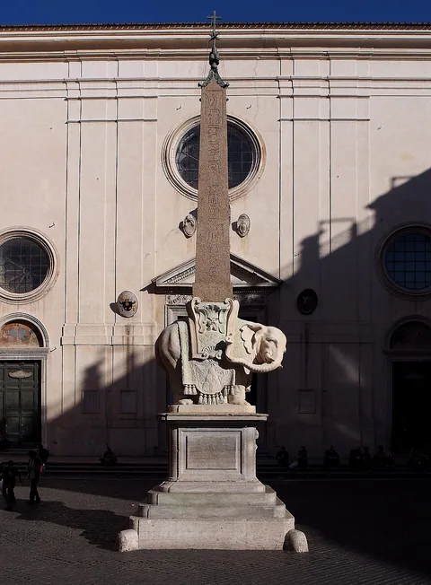 Obélisque de la piazza della Minerva