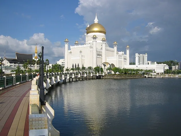 Mosquée Omar Ali Saifuddin