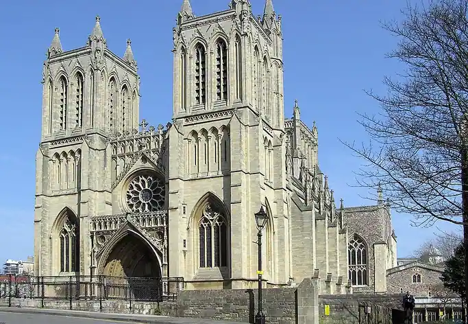 Cathédrale de la Sainte-et-Indivisible-Trinité de Bristol