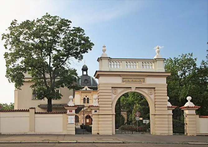 Nouveau cimetière juif de Prague