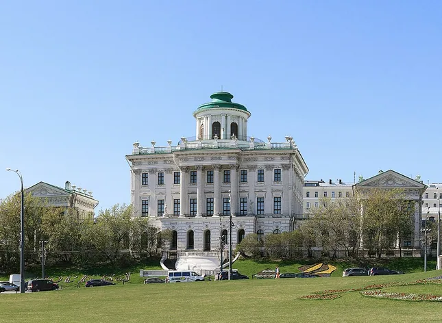 Maison Pachkov