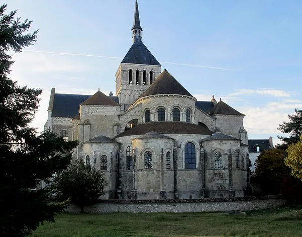 Abbaye de Saint-Benoît-sur-Loire