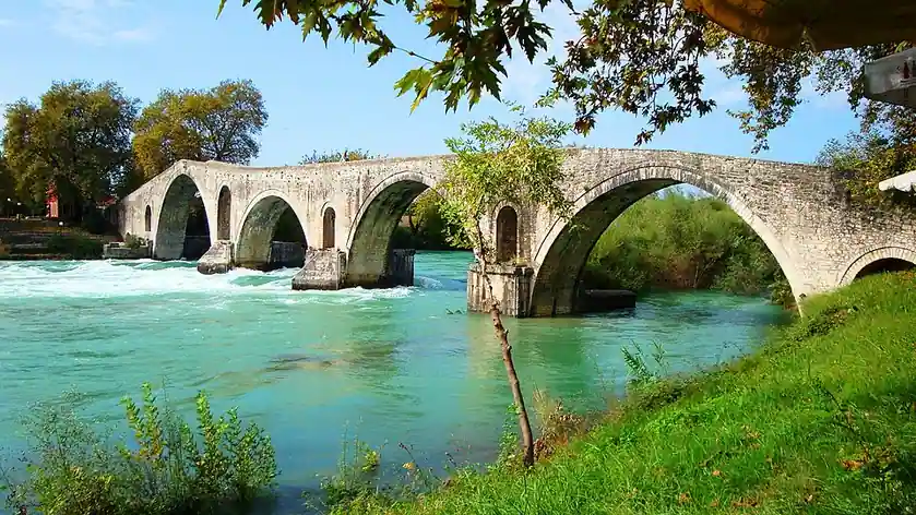 Pont d'Árta